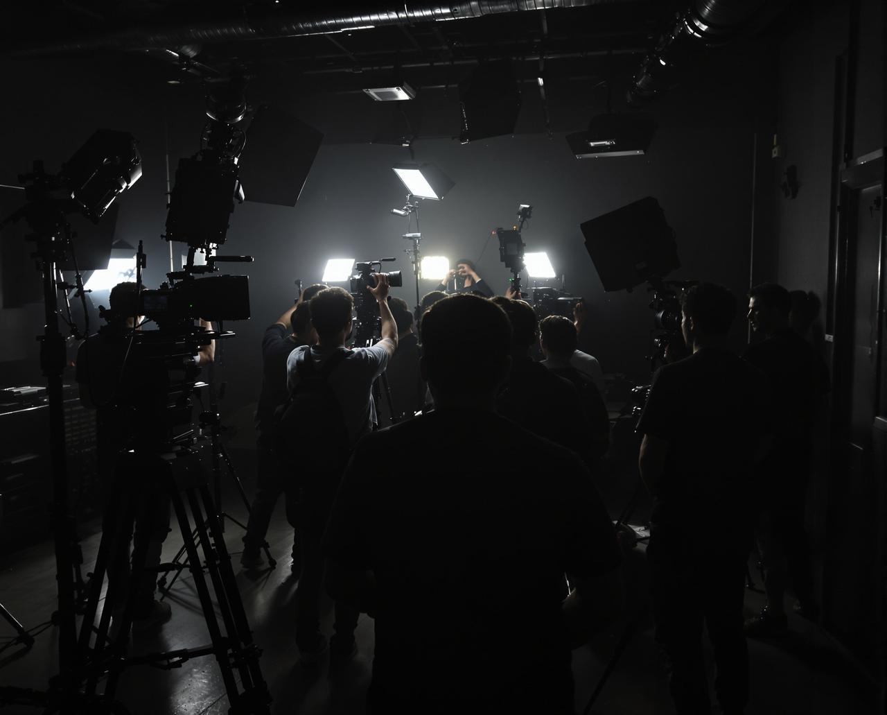 啪啪视频制作现场